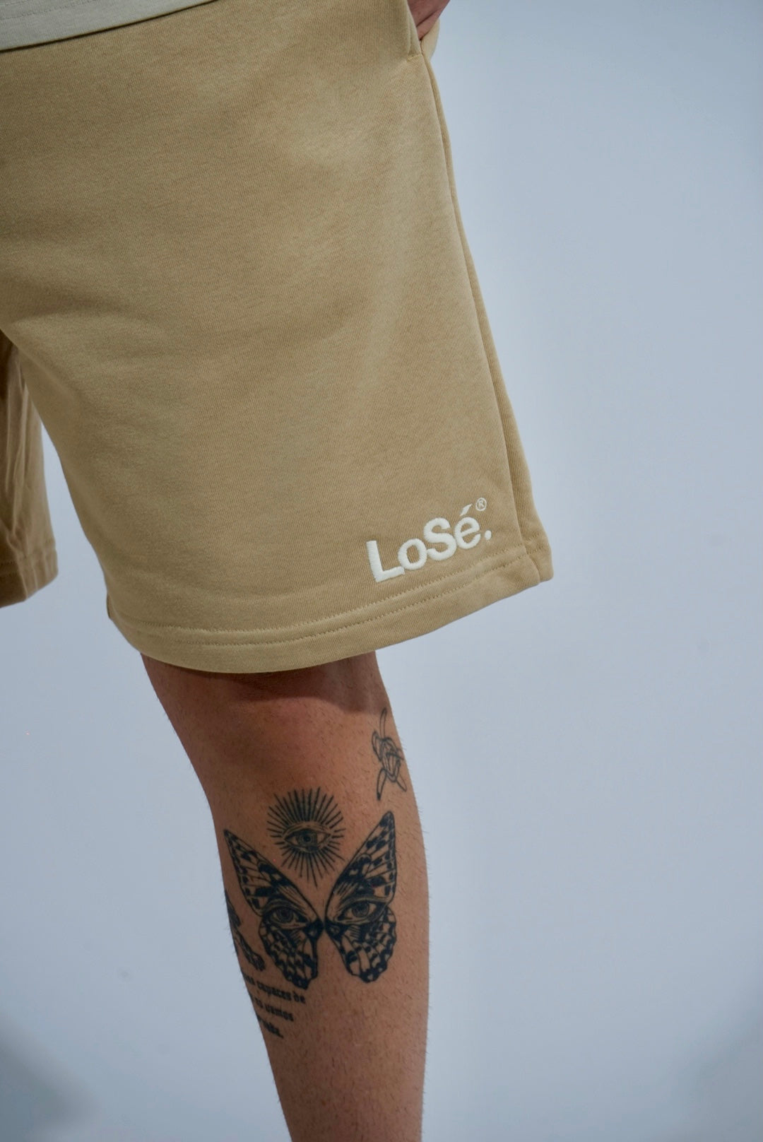 Short Underbeige